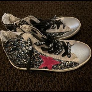 LIL GIRLS GGDB HIGHTOP SNEAKS in size 28 or a Size 11